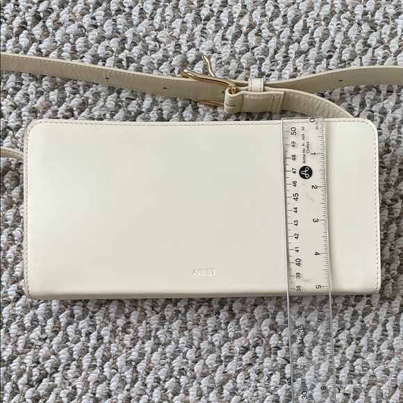Arket Cream Women's Shoulder Bag - Picture 10 of 14